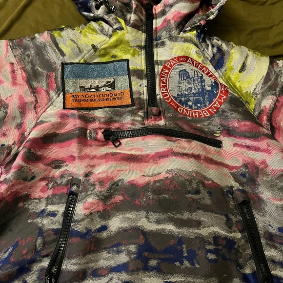 Louis Vuitton jacket - Picture 7 of 9